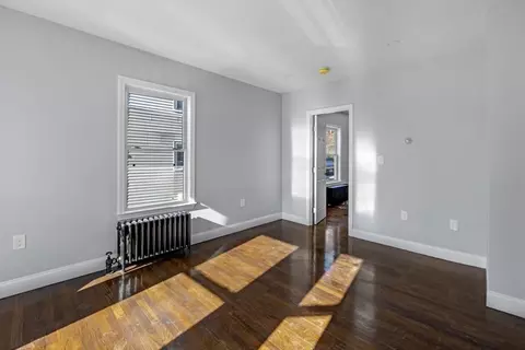 95 Walnut St, Lynn, MA 01905 photo 8