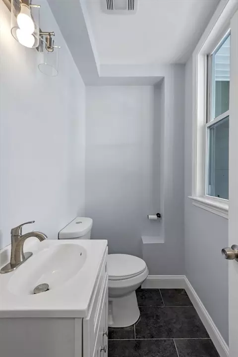 95 Walnut St, Lynn, MA 01905 photo 19