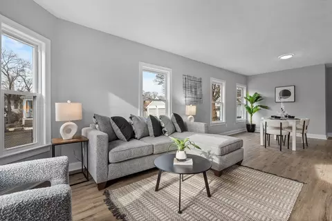 20 James St #1, Beverly, MA 01915