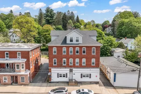 18 North St, Warren, MA 01083