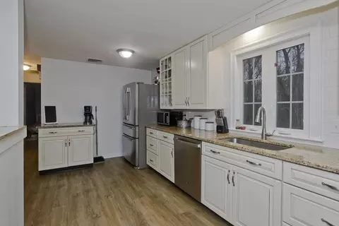 42 Simone Rd, Chicopee, MA 01013 photo 7