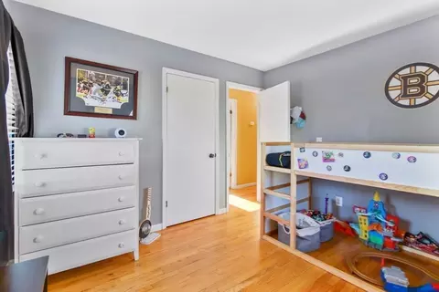 25 Chipmunk Rd, Springfield, MA 01118 photo 18