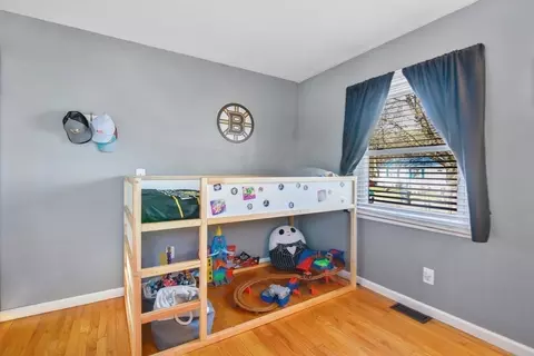 25 Chipmunk Rd, Springfield, MA 01118 photo 19