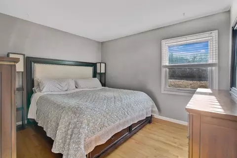 25 Chipmunk Rd, Springfield, MA 01118 photo 14