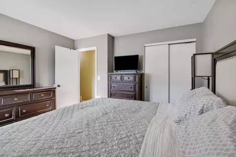 25 Chipmunk Rd, Springfield, MA 01118 photo 16