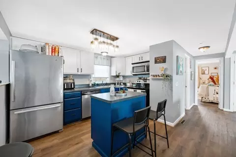 45 Georgetown St, Springfield, MA 01104 photo 9