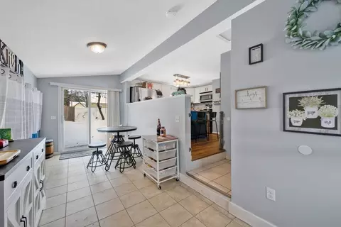 45 Georgetown St, Springfield, MA 01104 photo 11
