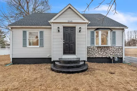 1360 Granby Rd, Chicopee, MA 01020