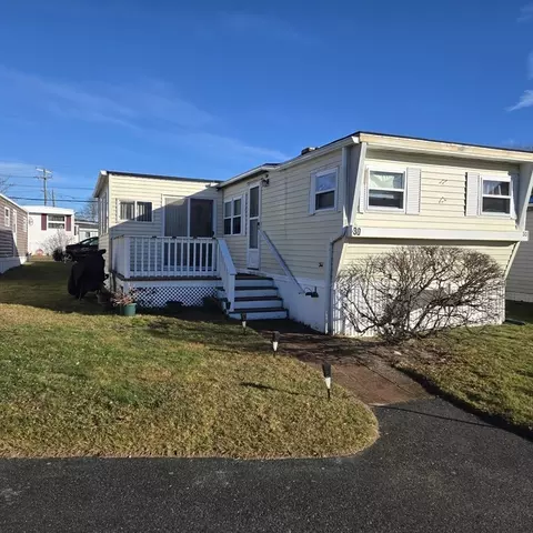 30 Dots Ln, Wareham, MA 02558 photo 2