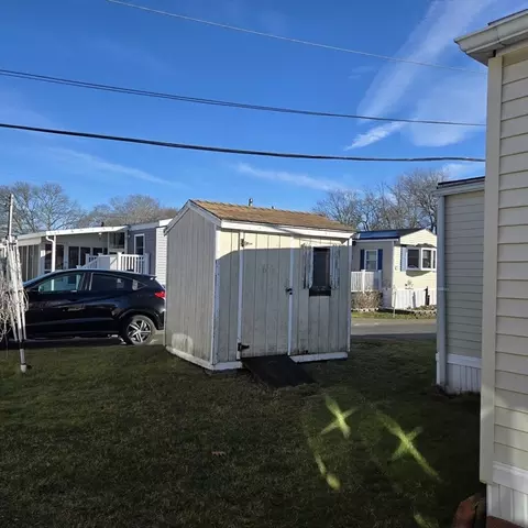 30 Dots Ln, Wareham, MA 02558 photo 4