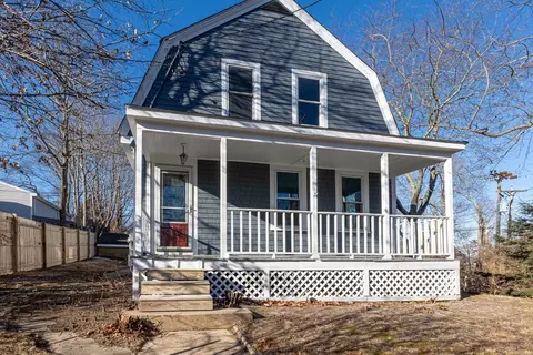 215 Summer St, Plymouth, MA 02360