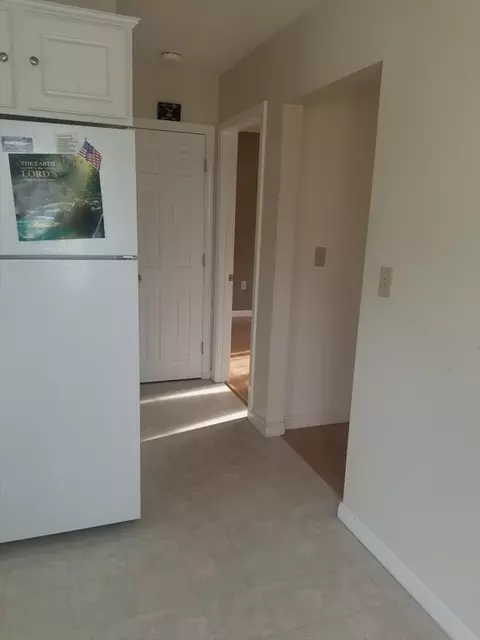 57 Apthorp St, Worcester, MA 01606 photo 7