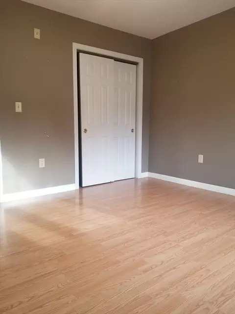 57 Apthorp St, Worcester, MA 01606 photo 14