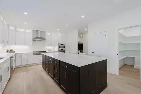 5 Danforth Dr, Holliston, MA 01746 photo 9