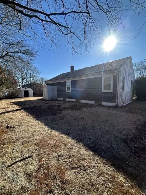 Exterior - 27 Lisa Ave, Acushnet, MA 02743 photo 2 of 4
