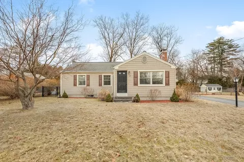 45 Jonquil Dr, Springfield, MA 01119 photo 1