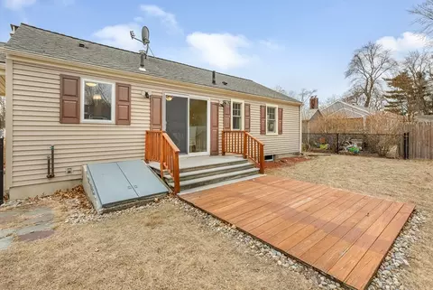 45 Jonquil Dr, Springfield, MA 01119 photo 18