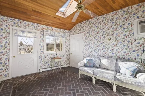 28 Gem Cir, Raynham, MA 02767 photo 22