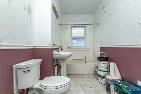 Bath - 74 Shawmut St, Fall River, MA 02720 photo 2 of 2
