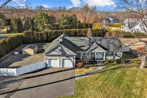 367 Lincoln St, Seekonk, MA 02771