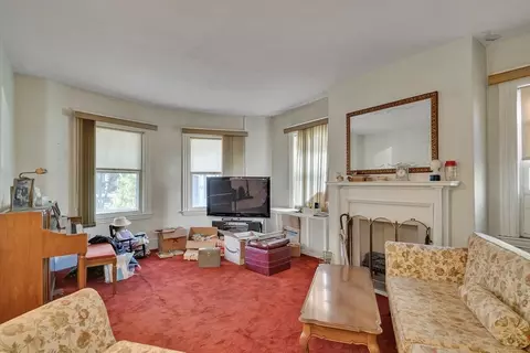 143 Coolidge St, Brookline, MA 02446 photo 4