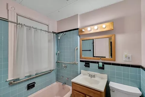 143 Coolidge St, Brookline, MA 02446 photo 7