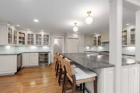 24 Arnold Rd, Wellesley, MA 02481 photo 20