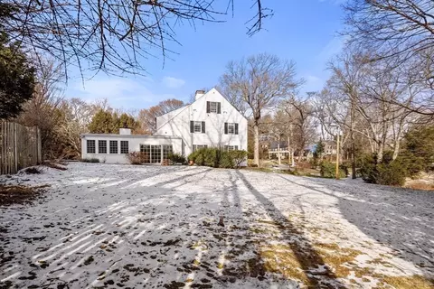24 Arnold Rd, Wellesley, MA 02481 photo 40