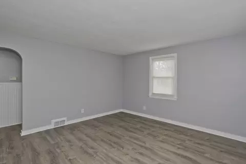 55 Penrose St, Springfield, MA 01109 photo 10