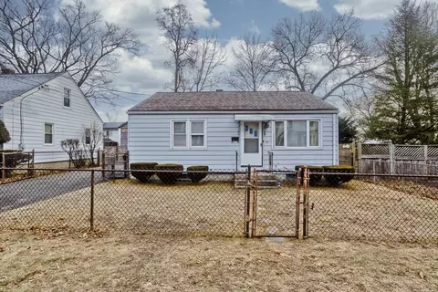 55 Penrose St, Springfield, MA 01109 photo 17