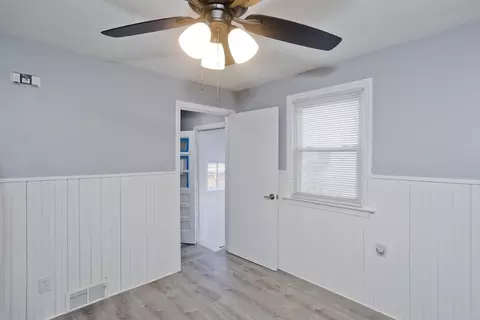 55 Penrose St, Springfield, MA 01109 photo 6