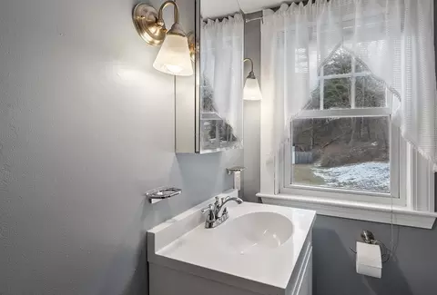 2 Curley Dr, Hudson, MA 01749 photo 30