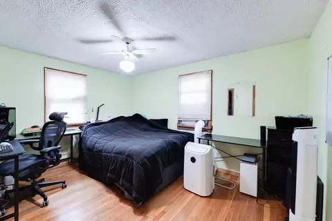 Bedroom - 28 Pemaquid, Springfield, MA 01151 photo 2 of 5