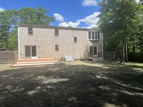 69 Cambridge Dr, Mashpee, MA 02649 photo 3