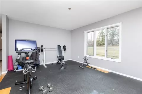 2 Randell Rd, Saugus, MA 01906 photo 20