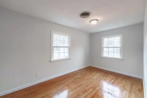 80 Vadnais St, Springfield, MA 01104 photo 12