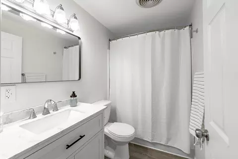 80 Vadnais St, Springfield, MA 01104 photo 8