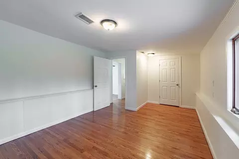 80 Vadnais St, Springfield, MA 01104 photo 14