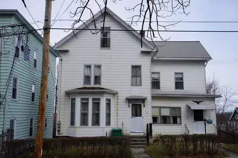 106 Summit St, Clinton, MA 01510 photo 2
