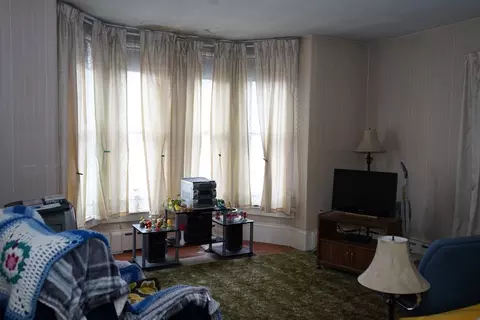 106 Summit St, Clinton, MA 01510 photo 5