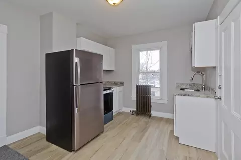 287 Walnut St, Springfield, MA 01105 photo 27