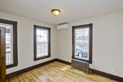 287 Walnut St, Springfield, MA 01105 photo 8
