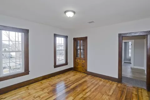 287 Walnut St, Springfield, MA 01105 photo 20