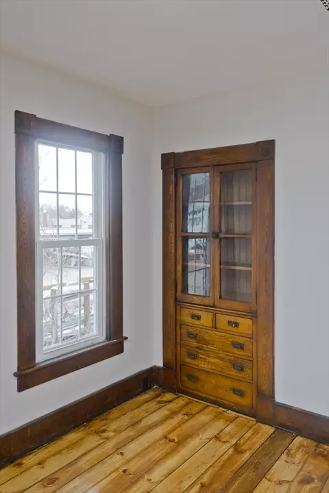 287 Walnut St, Springfield, MA 01105 photo 21