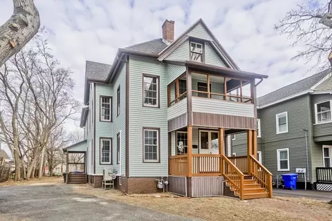 287 Walnut St, Springfield, MA 01105