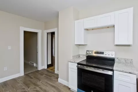 287 Walnut St, Springfield, MA 01105 photo 11