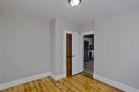 287 Walnut St, Springfield, MA 01105 photo 32