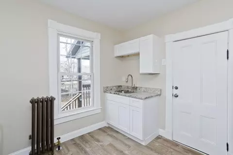 287 Walnut St, Springfield, MA 01105 photo 12