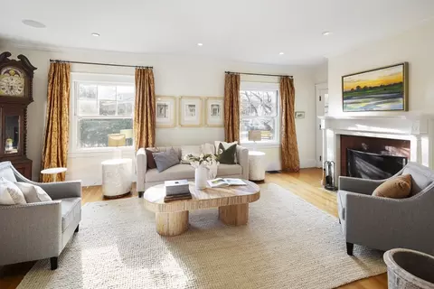 Living - 23 Everett Ave, Winchester, MA 01890 photo 1 of 5
