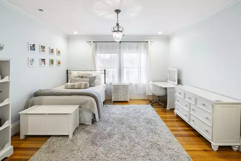 Bedroom - 23 Everett Ave, Winchester, MA 01890 photo 3 of 8